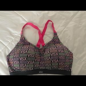 VS lightweight sports bra - 36D